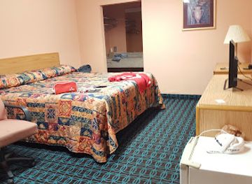 arkansas/springdale/landmark/heritage-inn-springdale