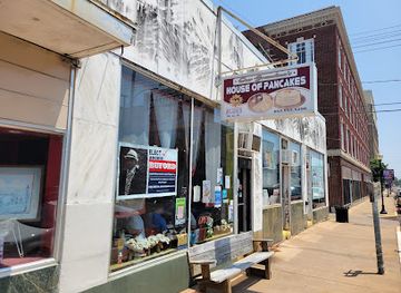mississippi/clarksdale/landmark/our-grandma-s-house-of-pancakes