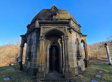 pennsylvania/pittsburgh/landmark/allegheny-cemetery