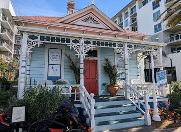 california/oceanside/landmark/top-gun-house