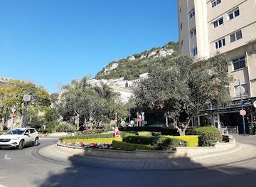 gibraltar/queensway-quay/landmark/piccadilly-garden-bar