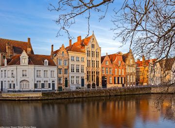 belgium/bruges/landmark/langerei