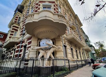 ukraine/odessa-region/landmark/faltz-fein-house-house-with-the-atlanteans