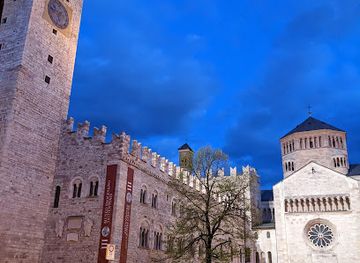 italy/trentino/landmark/palazzo-thun