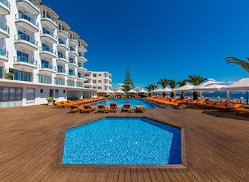 albania/saranda-region/landmark/saranda-palace