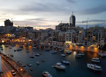 malta/st-julian-s/landmark/oki-ko-ki-banis-watersports