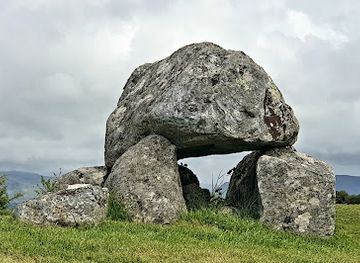 ireland/connacht/landmark/carrowmore-megalithic-cemetery