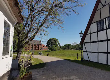 Esrum Kloster & Møllegård