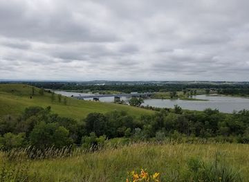 north-dakota/red-river-valley/landmark/chief-looking-s-village