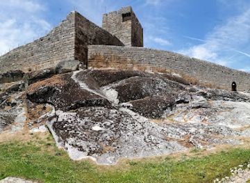 portugal/beira-litoral/landmark/castelo-de-linhares-da-beira