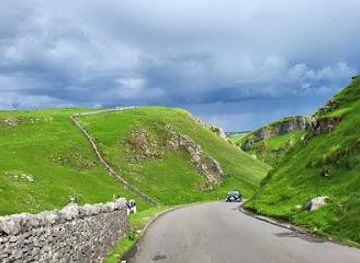united-kingdom/sheffield/landmark/winnats-pass