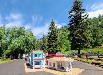 colorado/south-central-colorado/landmark/tiny-town-railroad