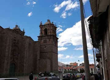 peru/puno/landmark/coca-museum-custumes