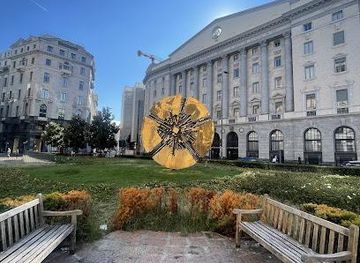italy/bergamo/landmark/il-grande-disco-the-big-disk-of-arnaldo-pomodoro