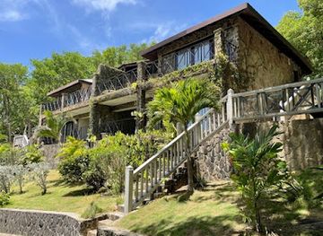 saint-vincent-and-the-grenadines/saint-george/landmark/firefly-estate-bequia