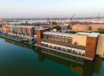 iraq/basra/landmark/basrah-bowling-center