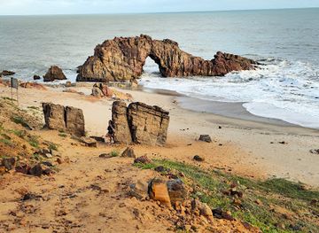 brazil/jericoacoara/landmark/pedra-furada