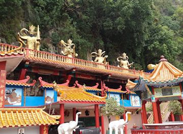 malaysia/ipoh/landmark/nam-thean-tong-temple