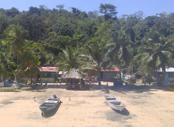 Cañas Island