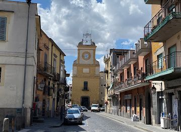 italy/irpinia/landmark/palazzo-dell-orologio