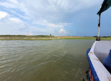 india/ranthambore/landmark/crocodile-sanctuary-chambal-river-palighat