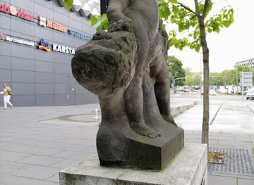 germany/dresden/landmark/relikte-des-trompeterschlosses