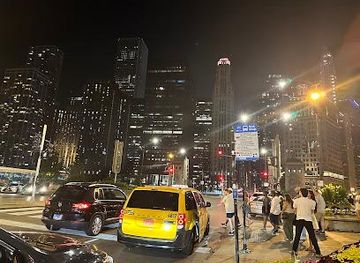 illinois/berwyn/landmark/600-n-clark-st