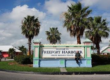 the-bahamas/freeport/landmark/freeport-harbor