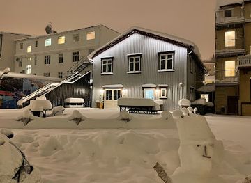 iceland/akureyri/landmark/lava-apartments