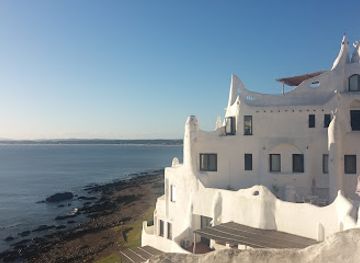 uruguay/punta-ballena/landmark/rotonda-de-punta-ballena