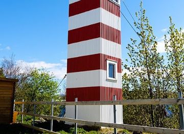 iceland/hafnarfjordur/landmark/the-old-lighthouse-in-hafnarfjorour