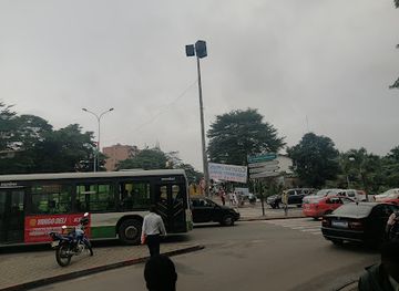 cote-d-ivoire/abidjan/landmark/carrefour-la-vie-cocody