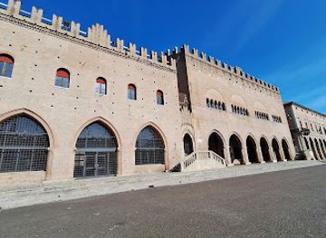 italy/rimini/landmark/palazzo-dell-arengo