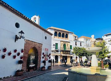 spain/marbella/landmark/plaza-de-los-naranjos