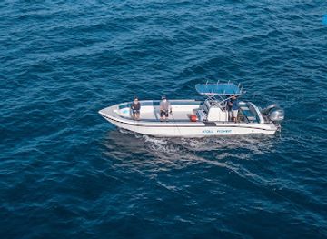 maldives/ukulhas/landmark/atoll-fisher