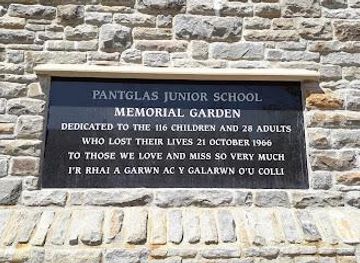 united-kingdom/south-west-england/landmark/aberfan-disaster-memorial