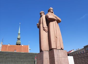 latvia/riga/landmark/latvian-riflemen-monument