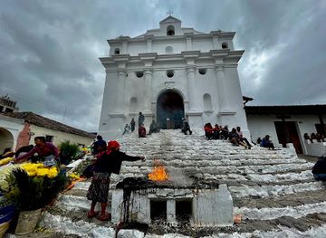 guatemala/chichicastenango/landmark/iglesia-de-santo-tomas