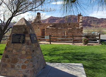 utah/dixie/landmark/harrisburg-historic-monument