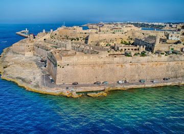 malta/south-eastern-region/landmark/boom-defence