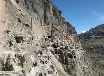 georgia/vardzia/landmark/borjomi-central-park