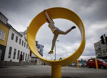 iceland/reykjavik/landmark/skrufuhringur