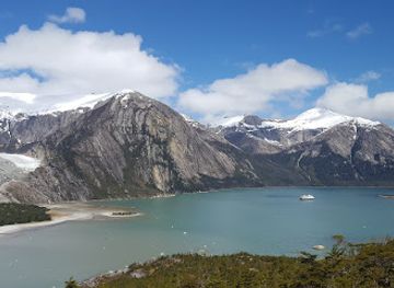 chile/patagonia/landmark/parque-nacional-alberto-de-agostini