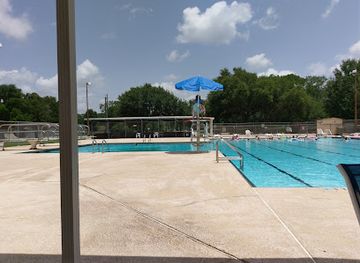 alabama/foley/landmark/max-griffin-pool