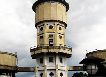 indonesia/jambi/landmark/oude-indie-water-toren-bij-djambie-regentschap