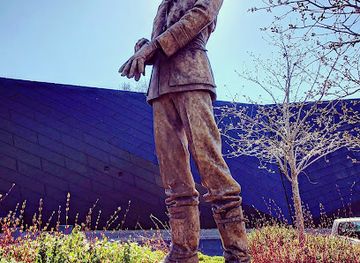 united-kingdom/middlesex/landmark/battle-of-britain-bunker