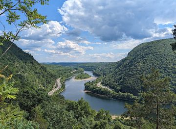new-jersey/appalachian-trail/landmark/dunnfield-creek-natural-area