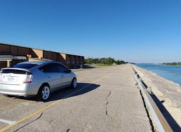 texas/port-arthur/landmark/carl-a-parker-multipurpose-center