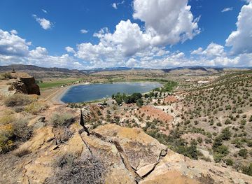 utah/escalante/landmark/escalante-petrified-forest-state-park