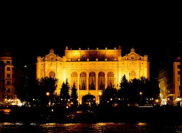 hungary/hajdusag/landmark/vigado-concert-hall